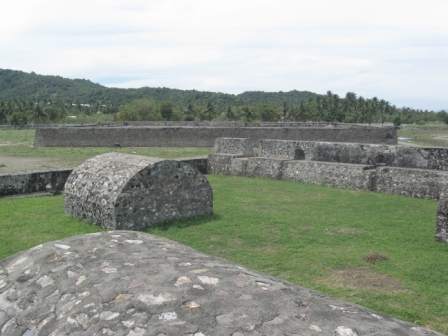 Benteng Indrapatra di Aceh